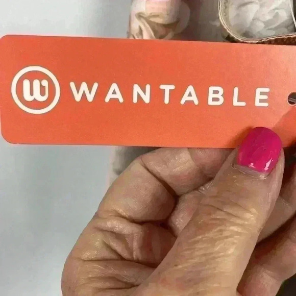 Wantable Arisa Women’s Chemise XS Taupe Floral Racerback Adjustable Straps NWT - Picture 6 of 10